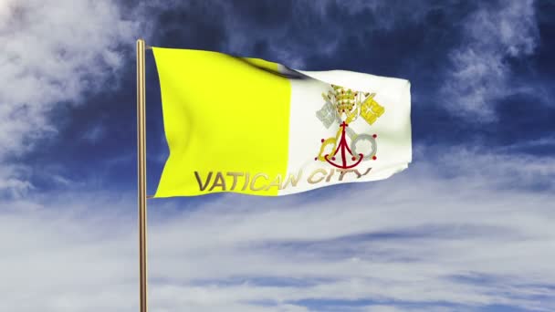 Флаг Ватикана с развевающимся на ветру титулом. Колеблющееся солнце встает стильно. Цикл анимации — стоковое видео