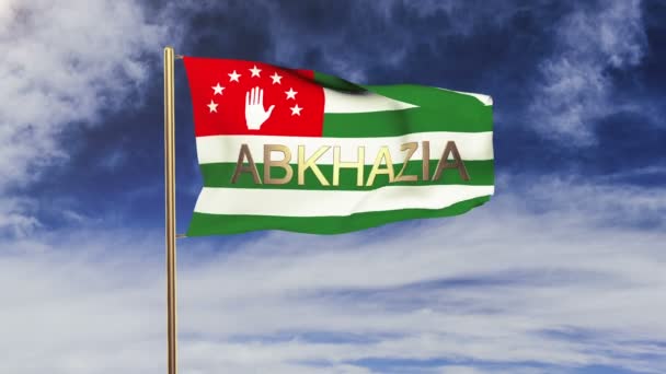 Bandeira da Abcásia com título acenando ao vento. Looping sol nasce estilo. loop de animação — Vídeo de Stock