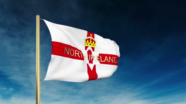 Irlanda del Nord bandiera stile slider con titolo. Ondeggiando nel vento con animazione di sfondo nuvola — Video Stock