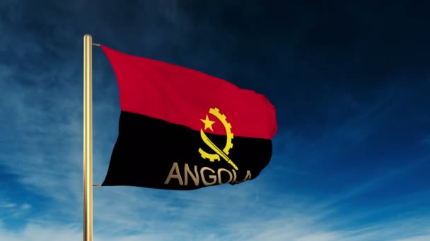 Angola vlag Slider stijl met titel. Zwaaiende in de wind met Cloud achtergrond animatie — Stockvideo