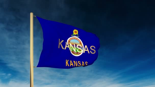 Stile cursore bandiera kansas con titolo. Ondeggiando nel vento con animazione di sfondo nuvola — Video Stock