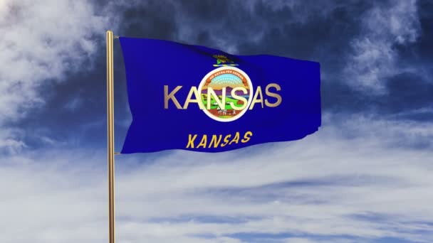Bandeira do Kansas com título acenando ao vento. Looping sol nasce estilo. loop de animação — Vídeo de Stock