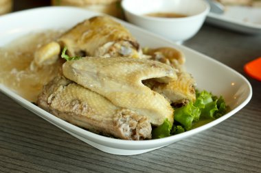 Buğulanmış bitkisel tavuk, Tayland gıda tarzı