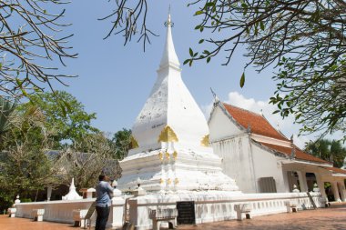 Loei, Tayland - 18 Ekim 2015: kimliği belirsiz ibadet Pra