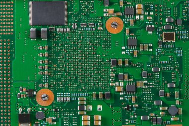 Sistem kartı mikroçipler ve transistör