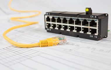 Ağ anahtarı ve Utp ethernet kablosu