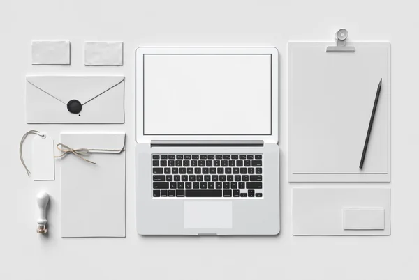 Kağıt marka öğeleri kümesi