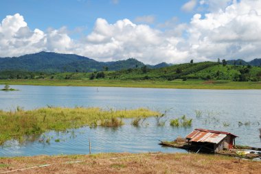 Tayland kırsal alanda Nehri