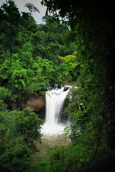 Great waterfall in Thailand — Stock Photo, Image