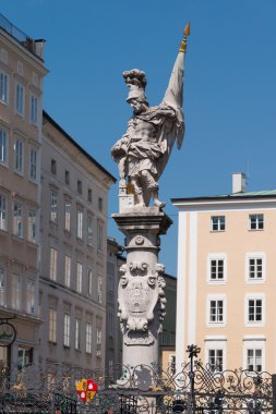 Antik heykel Carinthian Street