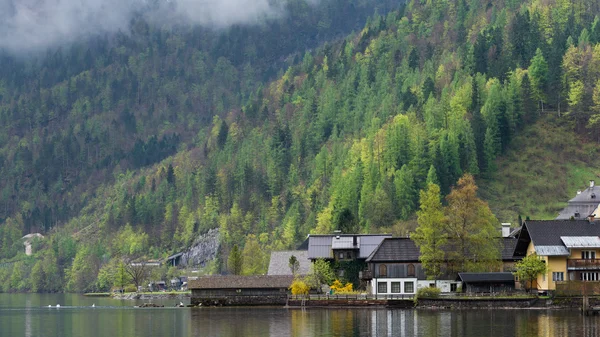 Petit village de Hallstatt Image En Vente