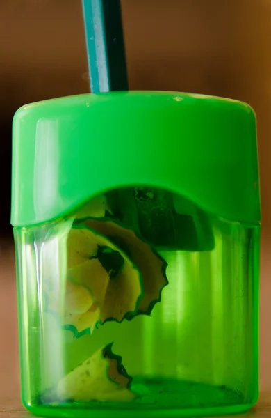 Keskinleştirme yeşil kalem yeşil kalemtıraş