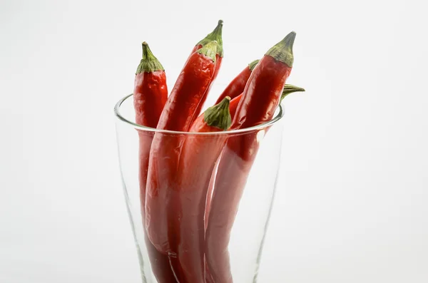 Bardakta kırmızı biber.