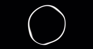 Soyut Beyaz Parlayan Enerji Halkası