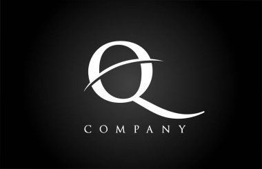 Şirket için siyah beyaz Q alfabesi harf simgesi. İş ve şirket için basit bir salto tasarımı