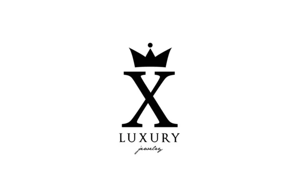 黒と白でX文字のロゴアイコン 贅沢やファッション会社やビジネスのための王冠と創造的なデザイン — ストックベクタ