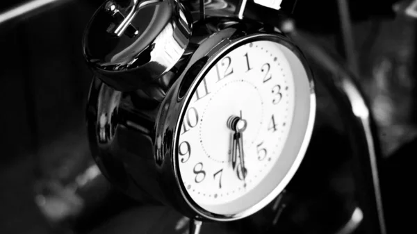 Black White Big Metallic Clock Close Time Showing Time Concept — Stock Photo, Image