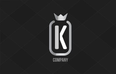 K gümüş kral alfabe harf logosu şirket ve şirket için. Gri renkli lüks tasarım. Bir marka veya ürün için simge olarak kullanılabilir
