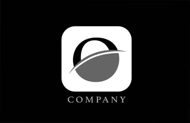 Şirket ve şirket için siyah-beyaz alfabe harfi logosu. Basit yuvarlak kare dizaynlı. Uygulama ya da düğme simgesi olarak kullanılabilir