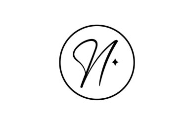 Yıldız ve daire ile iş yapmak için N alfabesi harfi logosu. Şirket için basit zarif harfler. Siyah-beyaz kurumsal kimlik simgesi tasarımı