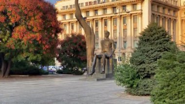 Bükreş, Romanya - 21 Eylül 2021 - Romanya 'nın harika Bükreş kentinin 4k' lik seyahat videosu