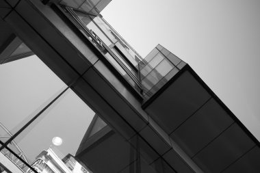 Soyut gökdelen dikey siyah beyaz