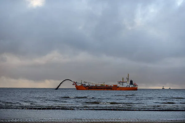 Vessel Engaged Dredging Dredger Working Sea Ship Excavating Material Water — Stock Photo, Image