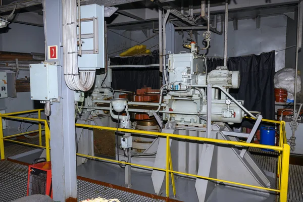 Układ Kierowniczy Maszyna Sterująca Pompa Hydrauliczna Silnik Marynarki Sterownia Dużym — Zdjęcie stockowe