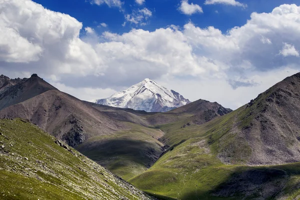 Dağlar — Stok fotoğraf