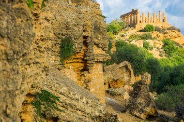 Soyut ve kavramsal Agrigento'da Antik Yunanistan. Agrigento tapınakları vadisinde bulunan Concordia, Akragas Antik şehir Yunan tapınağı.