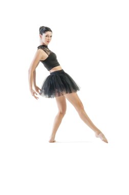 Stüdyoda poz veren balerin.