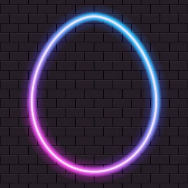 Afiş için parlak neon yumurta şekilli çerçeve ya da koyu tuğla bir duvarda izole edilmiş tabela. Pembe, mor ve mavi ışık.