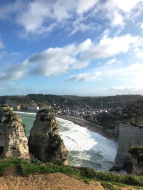 Etretat, Fransa 'daki kayalıklar