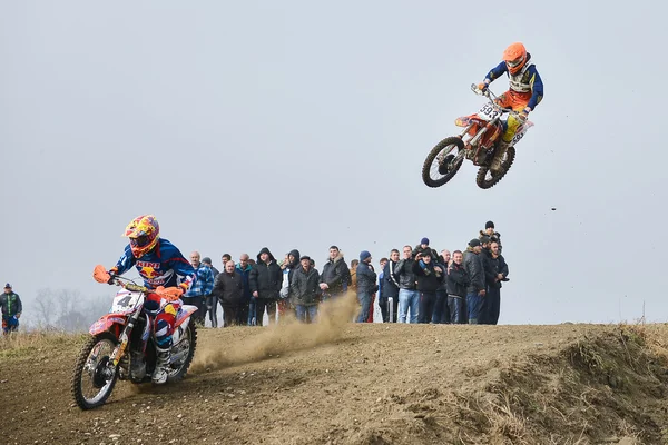 Competencia de Motocross en Vladikavkaz, Osetia del Norte, Rusia — Foto de Stock