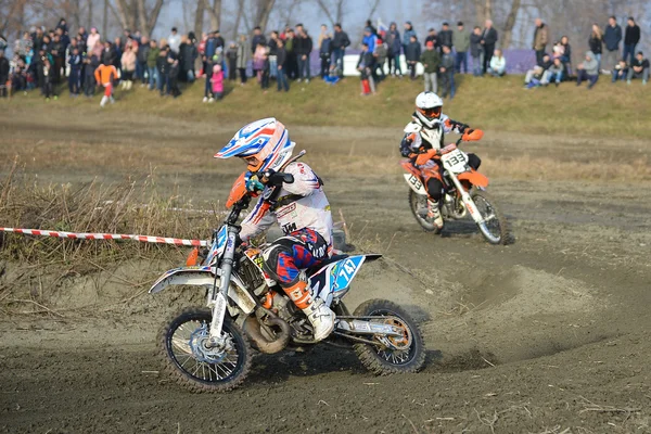 Motocross concorrência em Vladikavkaz, Ossétia do Norte, Rússia — Fotografia de Stock