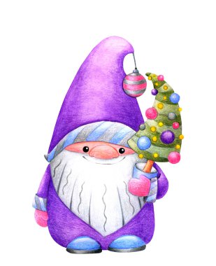 Cüce elinde bir Noel ağacı tutuyor. Mor elbiseli şirin İskandinav cücesi. Suluboya çizimi beyaz arkaplanda izole edildi.