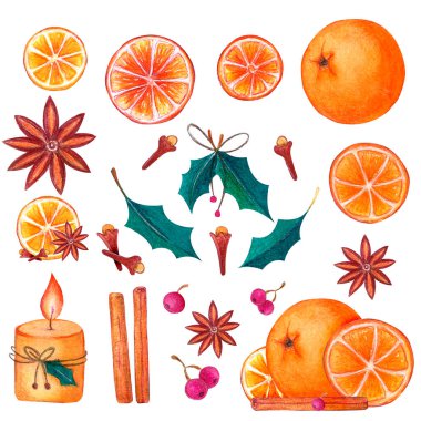 Turuncu halkalar, baharatlar (karanfil, tarçın), mum, ökseotu yaprakları, böğürtlen. Beyaz arkaplanda suluboya izole edilmiş. Bireysel eşyalar ve grup. Yılbaşı ve Noel tasarımları için.