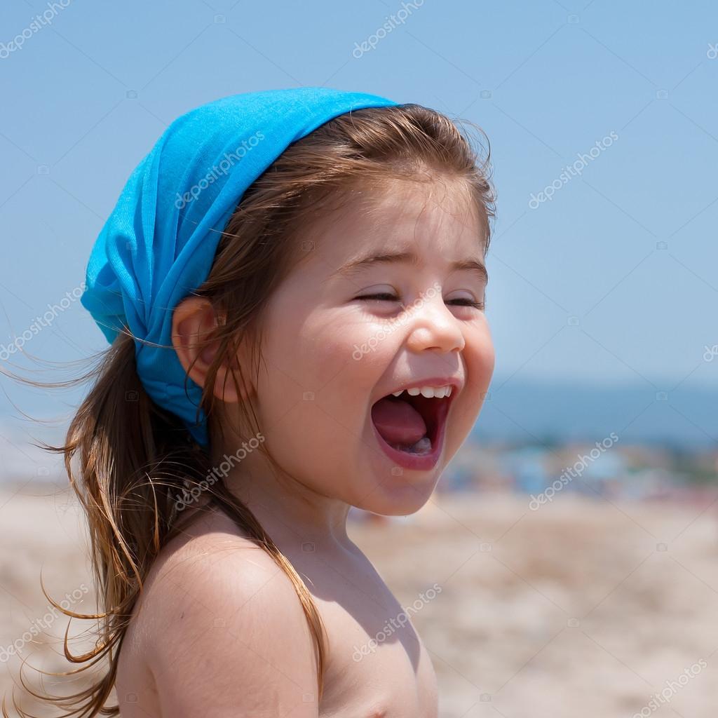 mouth girl little 