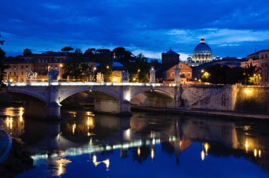 Roma: nehir boyunca geç öğleden sonra