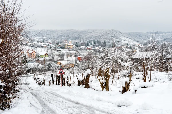 Dorf im Winter — Stockfoto