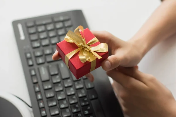 Hand Holds Gift Online Congratulations Friends Relatives Holidays Royalty Free Stock Images