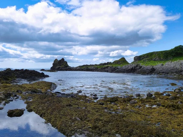Поблизу Замку Ґілен Острові Керрера Шотландія — стокове фото