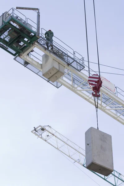 Work on the construction of a shopping center in Kharkiv — Stock Photo, Image