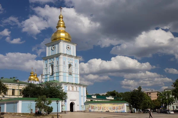 Монастырь Святого Мишеля в Киеве — стоковое фото