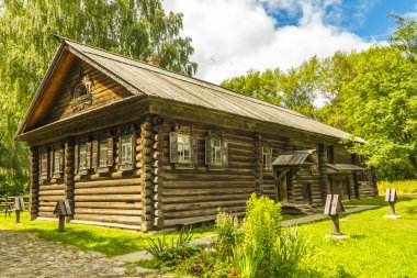 Ahşap mimari, kulübe