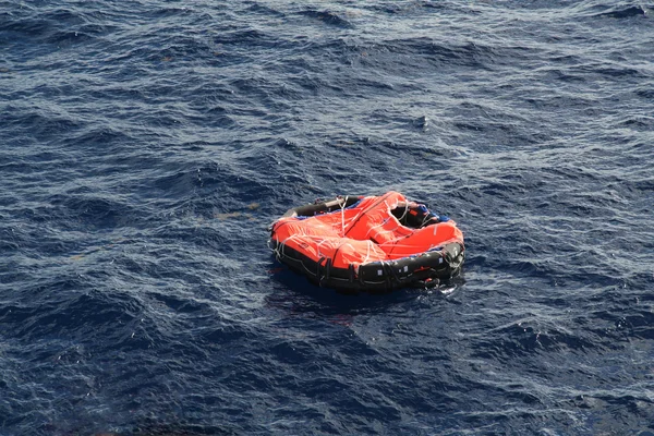 Life raft — Stock Photo, Image