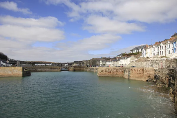 Cornish balıkçı köyü İngiltere — Stok fotoğraf