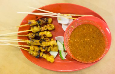 Izgara tavuk satay sopa