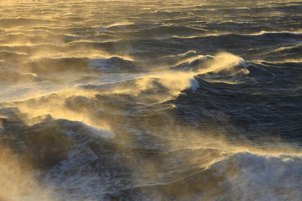 Very rough seas at dusk — Stock Photo, Image