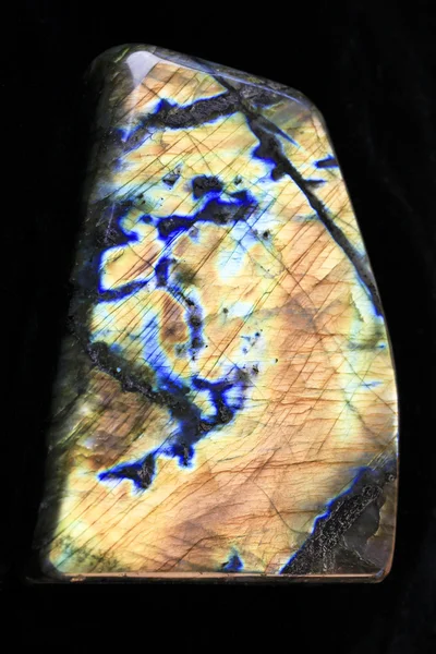Лабрадорит полудрагоценный драгоценный камень — стоковое фото